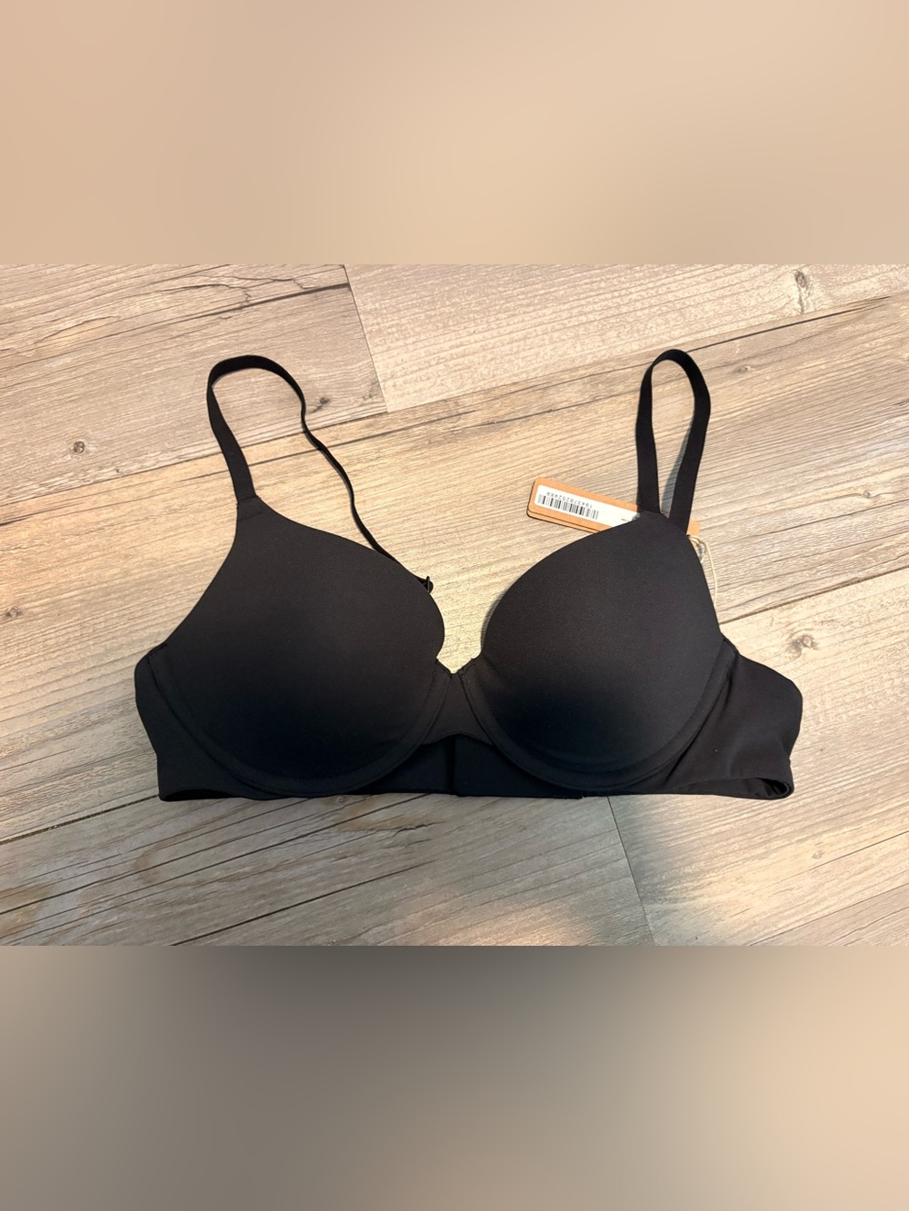 SKIMS Kim Kardashian Fits Everybody Demi bra 34A new with tags
